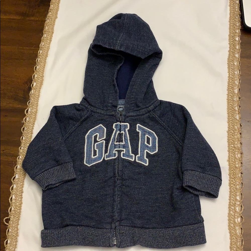 Baby boy gap zip up 💵$5 for $25👛